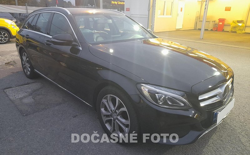 Mercedes-Benz Třída C 2.2CDi 