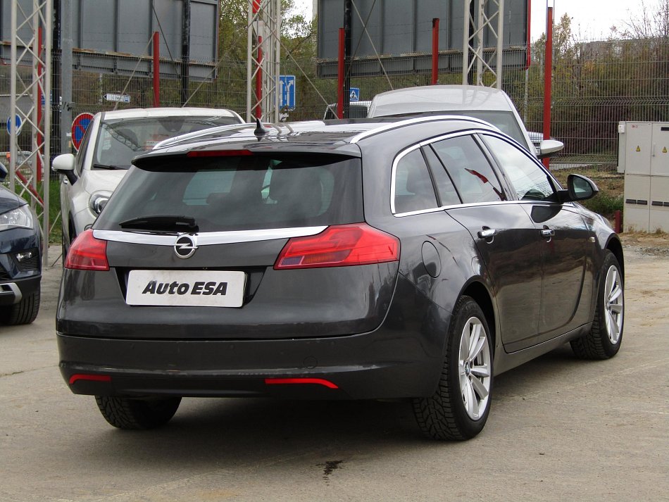 Opel Insignia 2.0 CDTi 