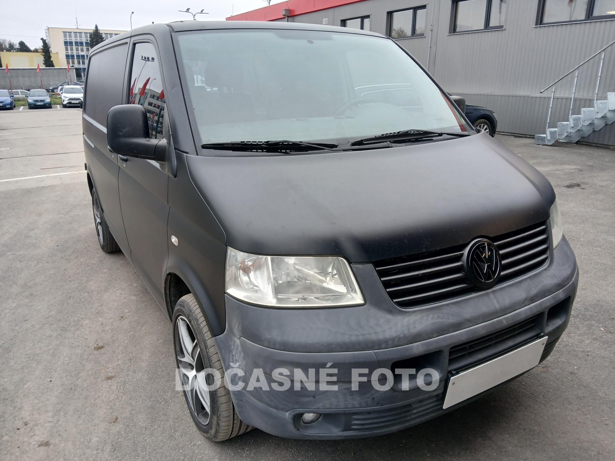 Volkswagen Transporter, 2010 - pohled č. 1