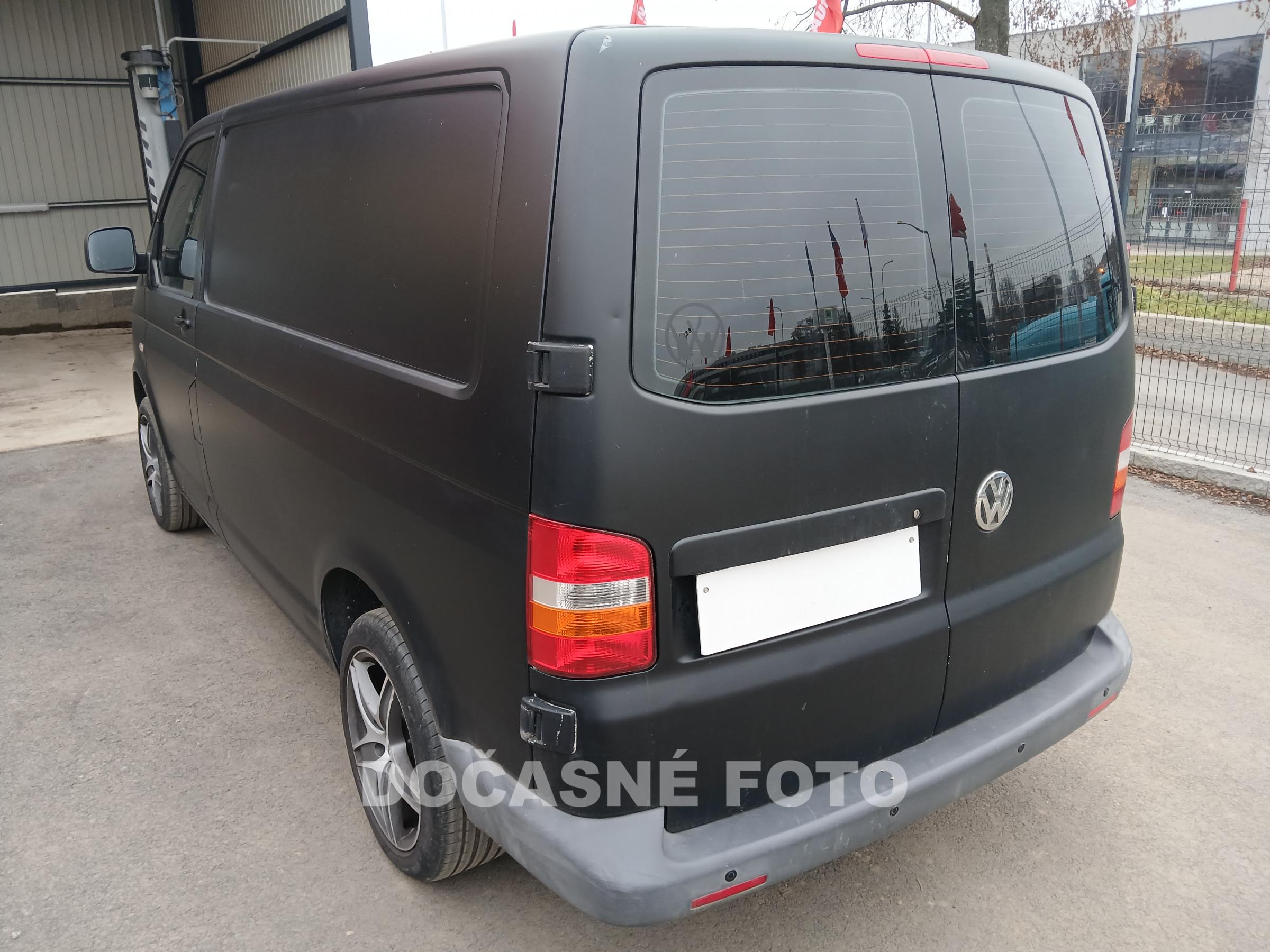 Volkswagen Transporter, 2010 - pohled č. 2