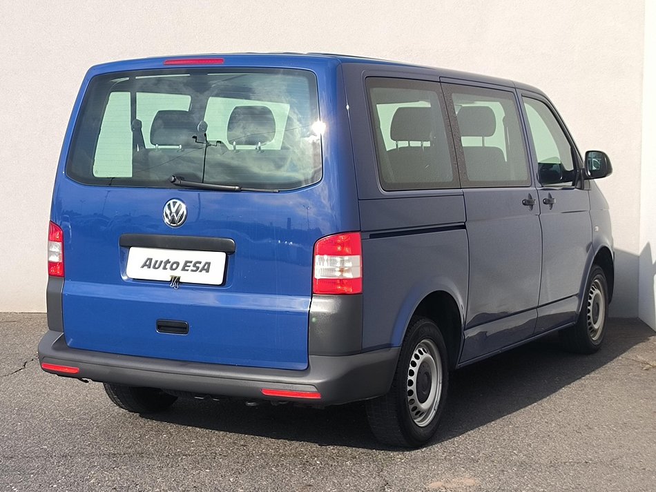 Volkswagen Transporter 2.0TDi  9míst