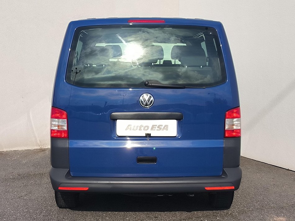 Volkswagen Transporter 2.0TDi  9míst