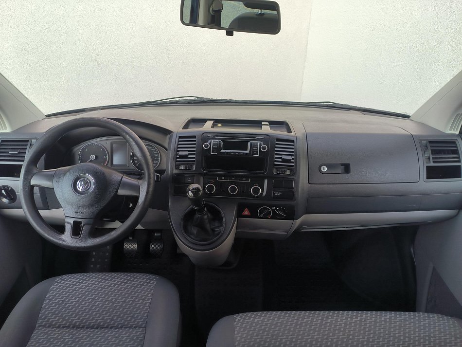 Volkswagen Transporter 2.0TDi  9míst