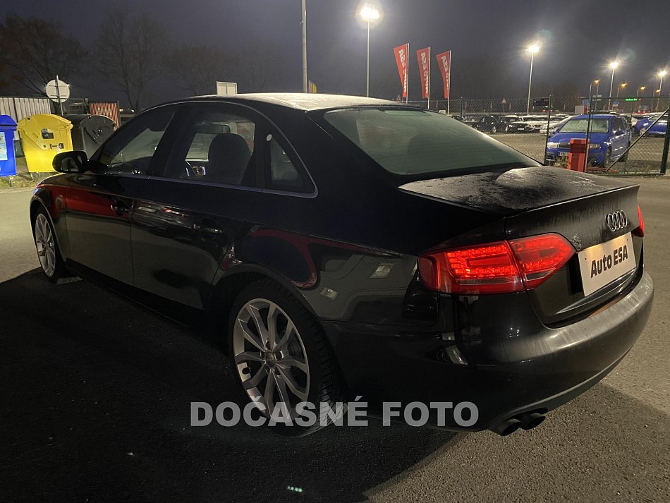 Audi A4 2.0i 