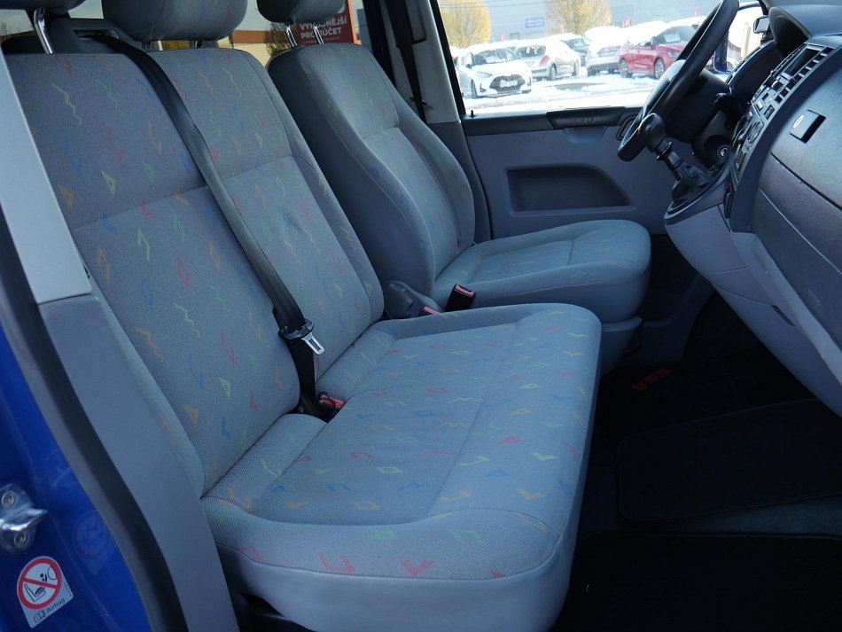 Volkswagen Transporter 1.9TDi  9míst