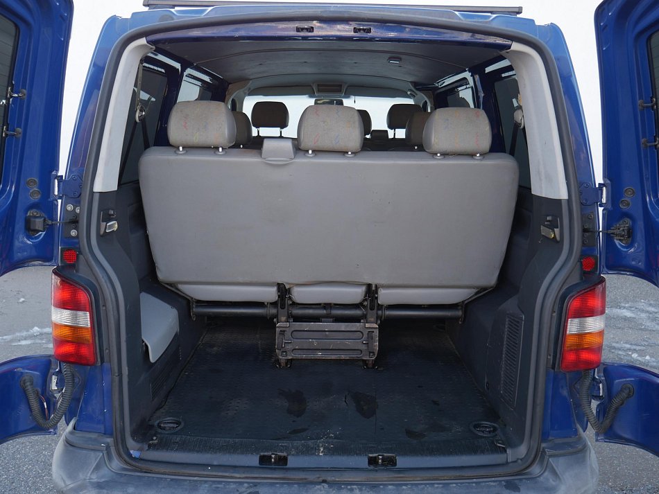 Volkswagen Transporter 1.9TDi  9míst