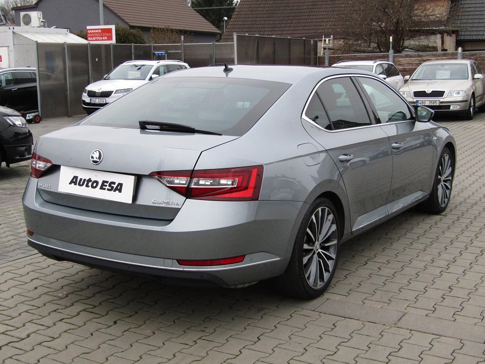 Škoda Superb III 2.0 TSi L&K