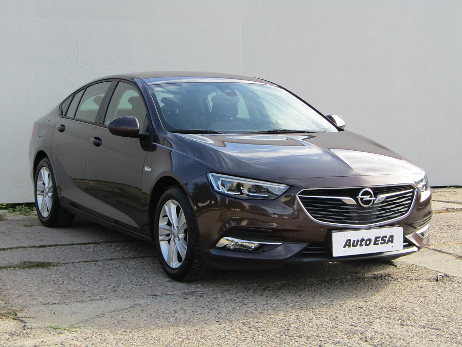 Opel Insignia 1.6 CDTi 