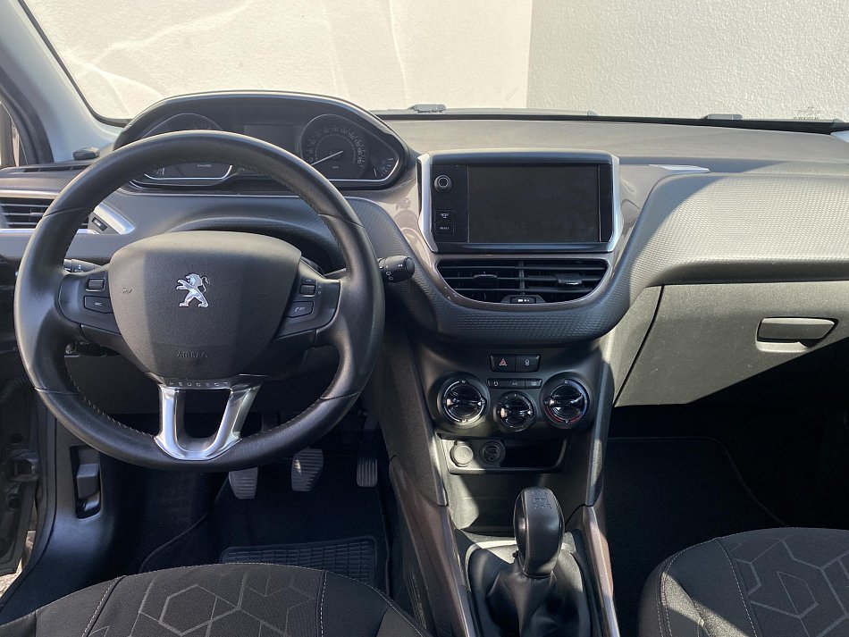 Peugeot 2008 1.2PT Active