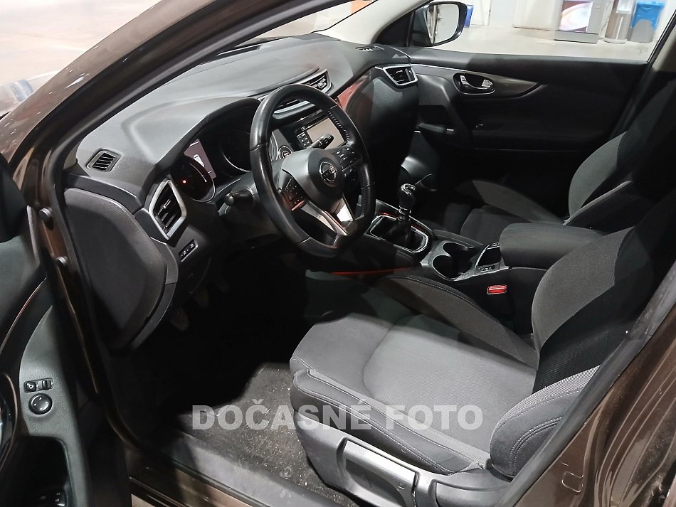 Nissan Qashqai 1.2 