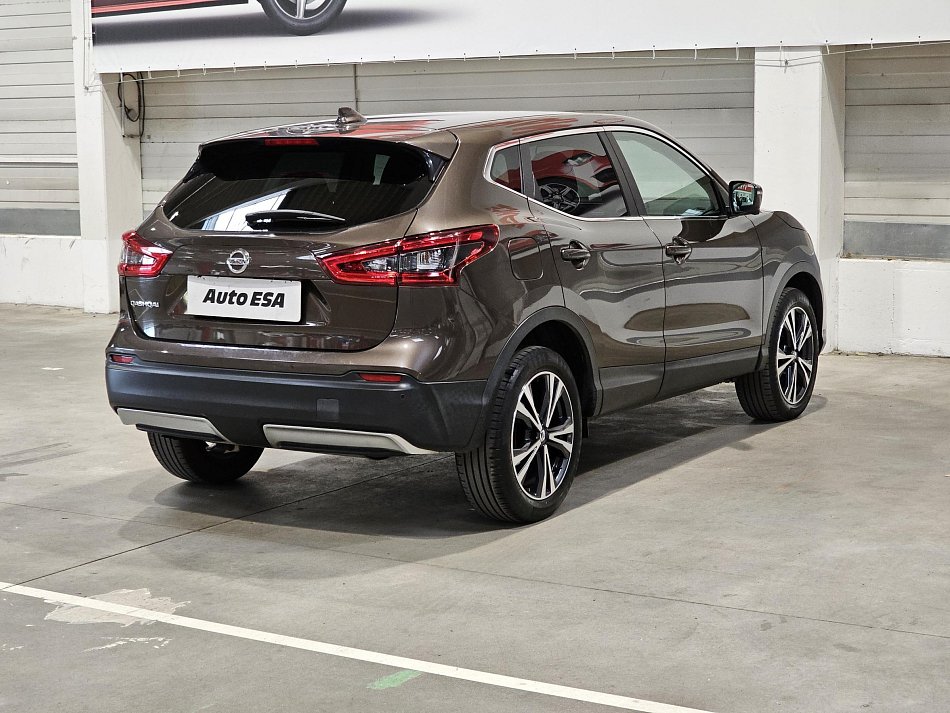 Nissan Qashqai 1.2T-GDi 