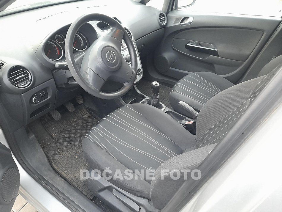 Opel Corsa 1.2 