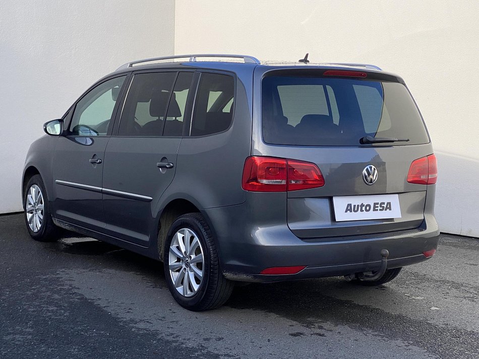 Volkswagen Touran 2.0 TDi Highline