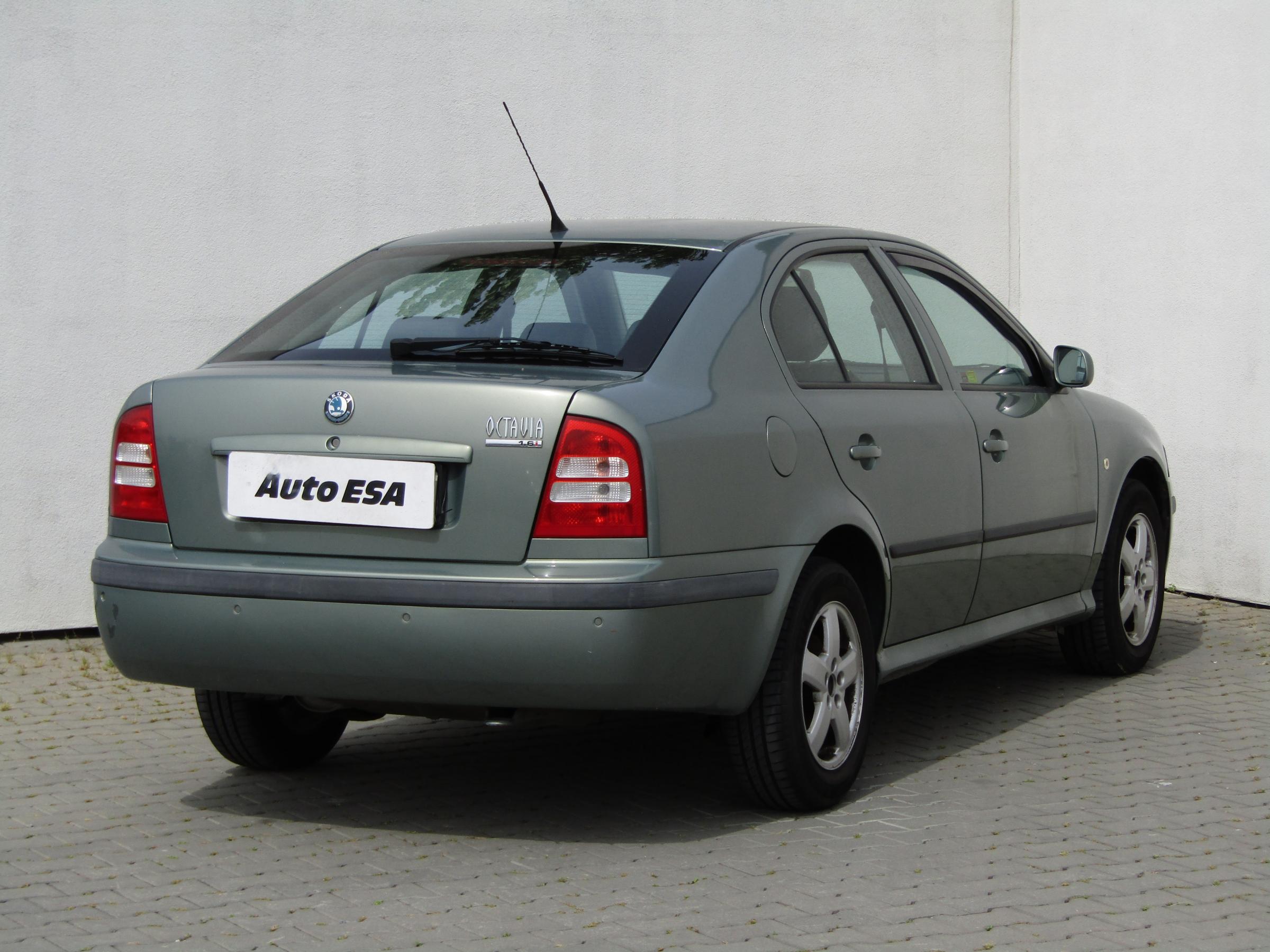 Škoda Octavia, 2002 - pohled č. 4