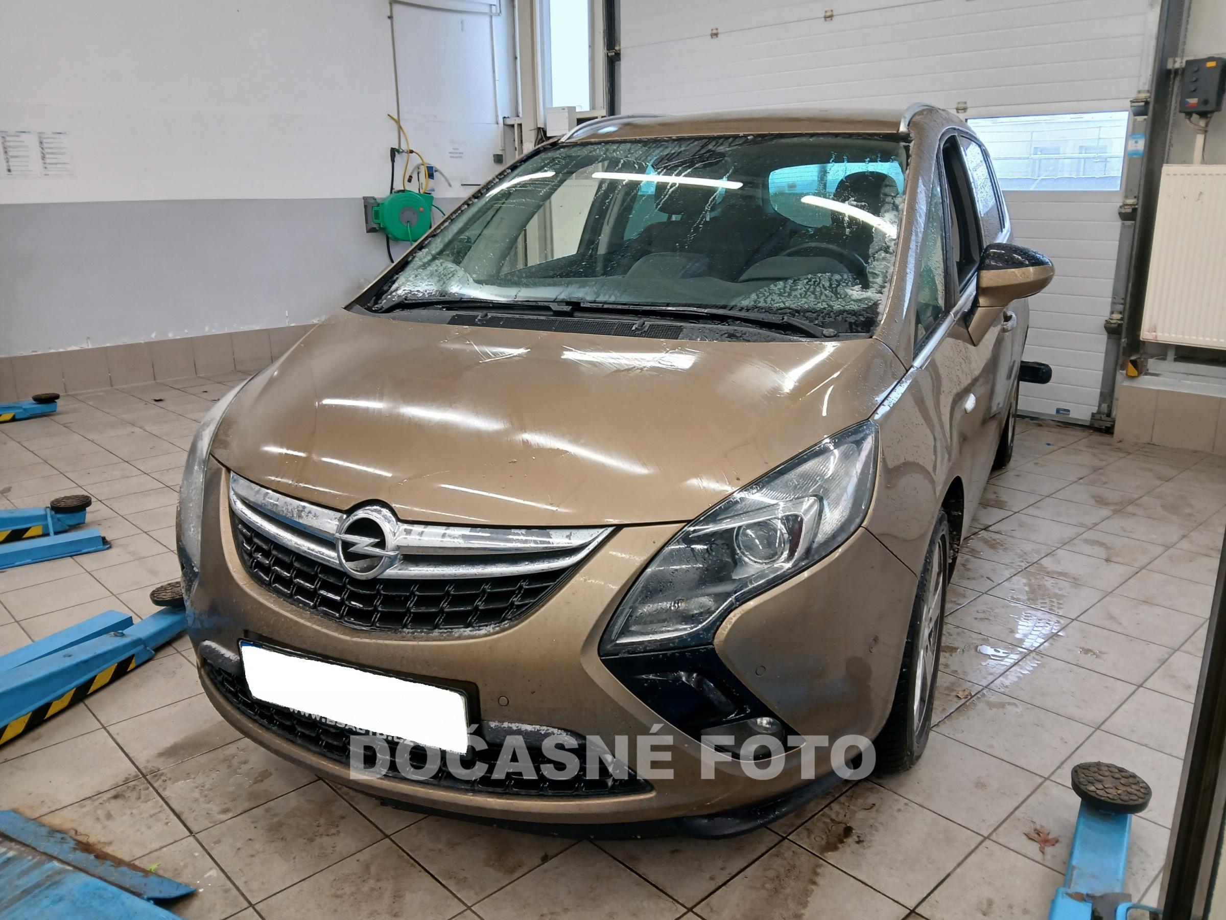 Opel Zafira, 2012