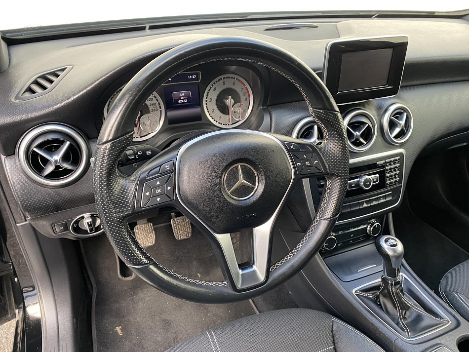 Mercedes-Benz Třída A 1.6i  A180