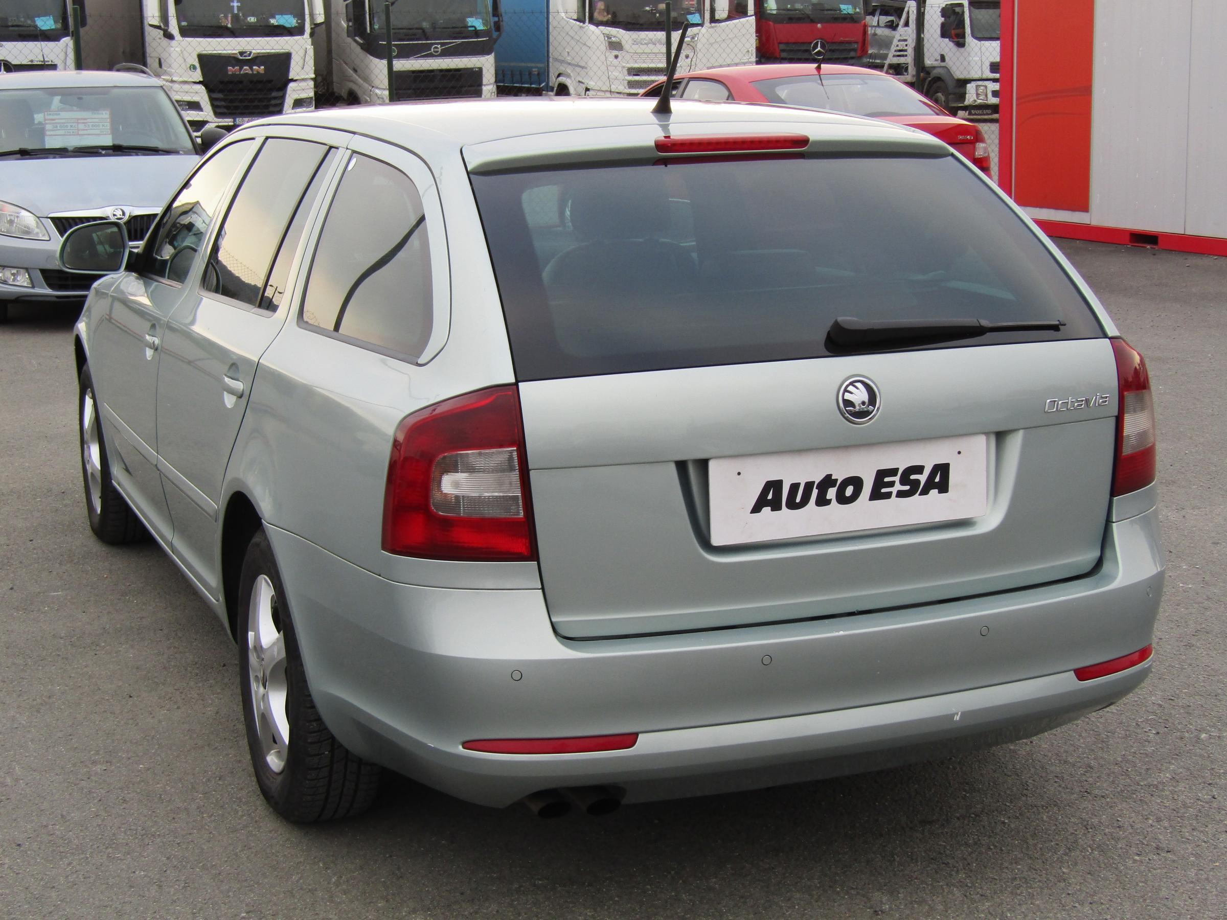 Škoda Octavia II, 2010 - pohled č. 4