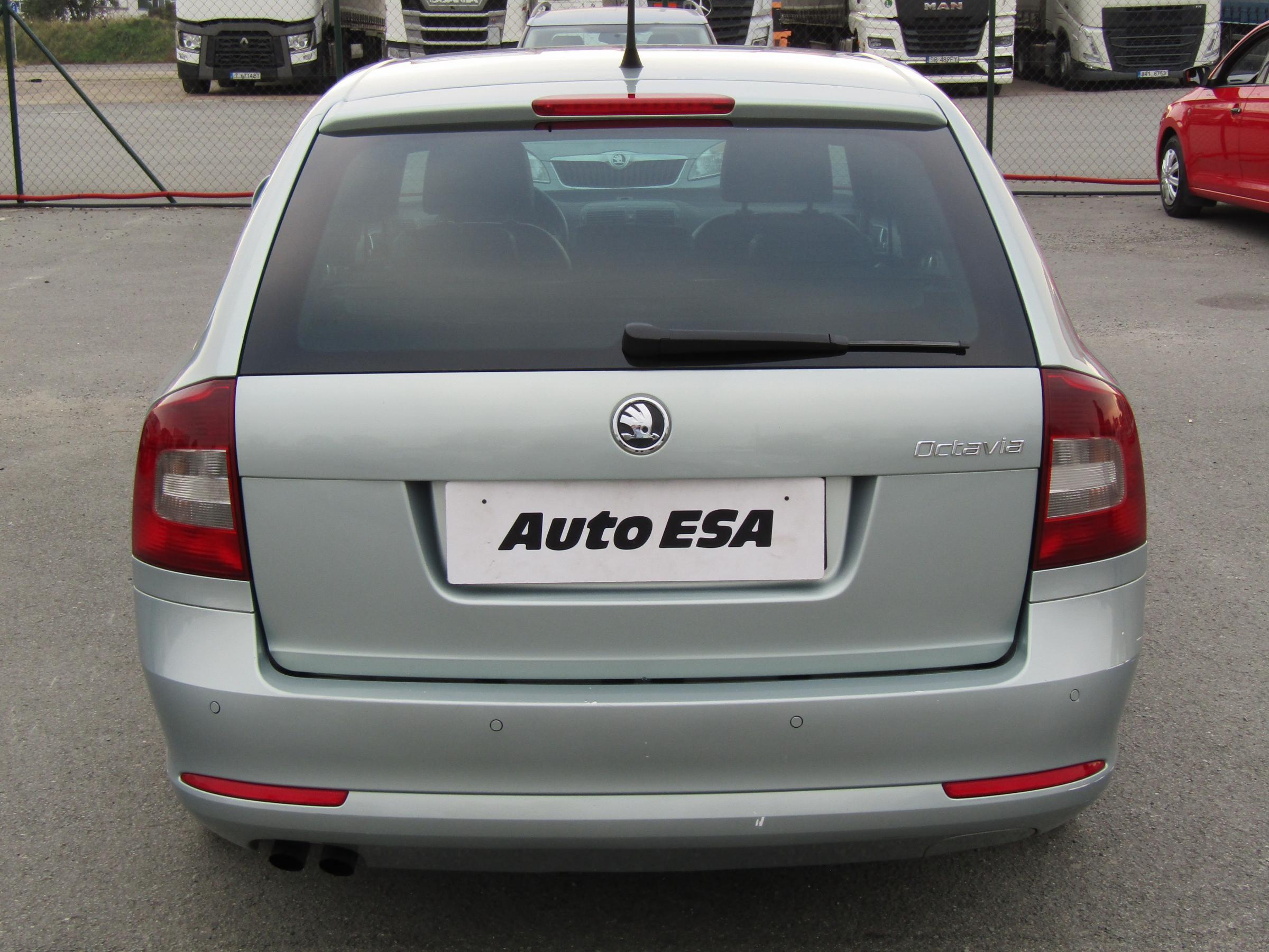 Škoda Octavia II, 2010 - pohled č. 5