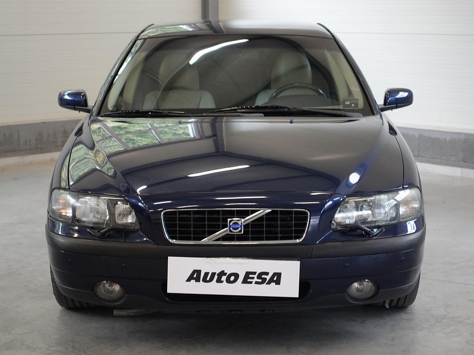 Volvo S60 2.5T 