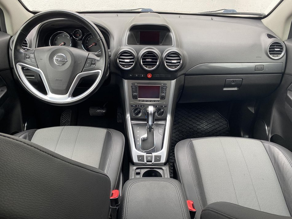 Opel Antara 2.2 CDTi Edition