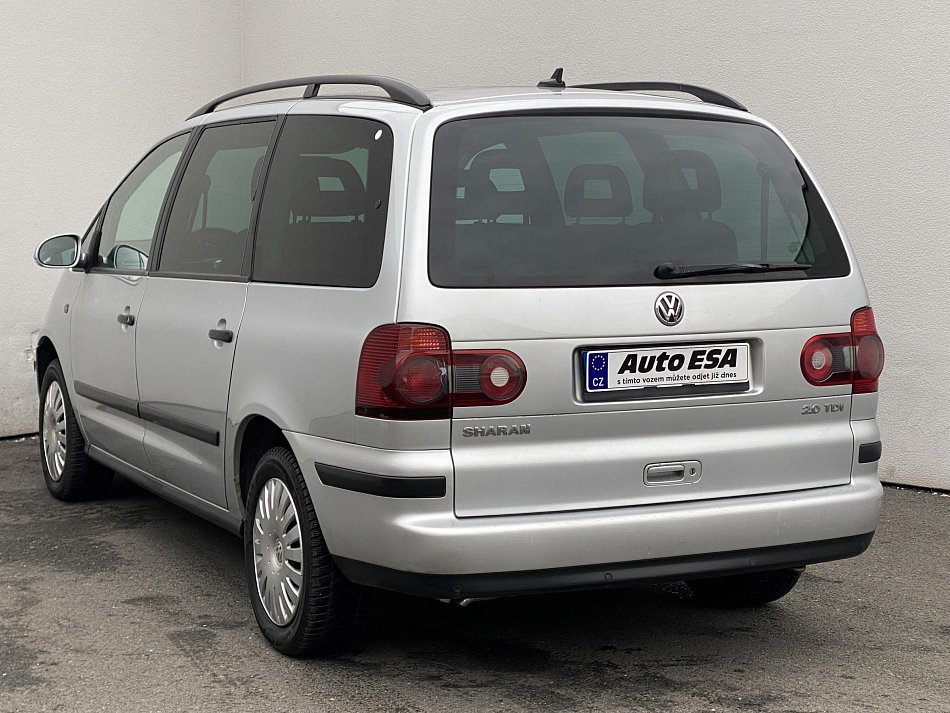 Volkswagen Sharan 2.0TDi 