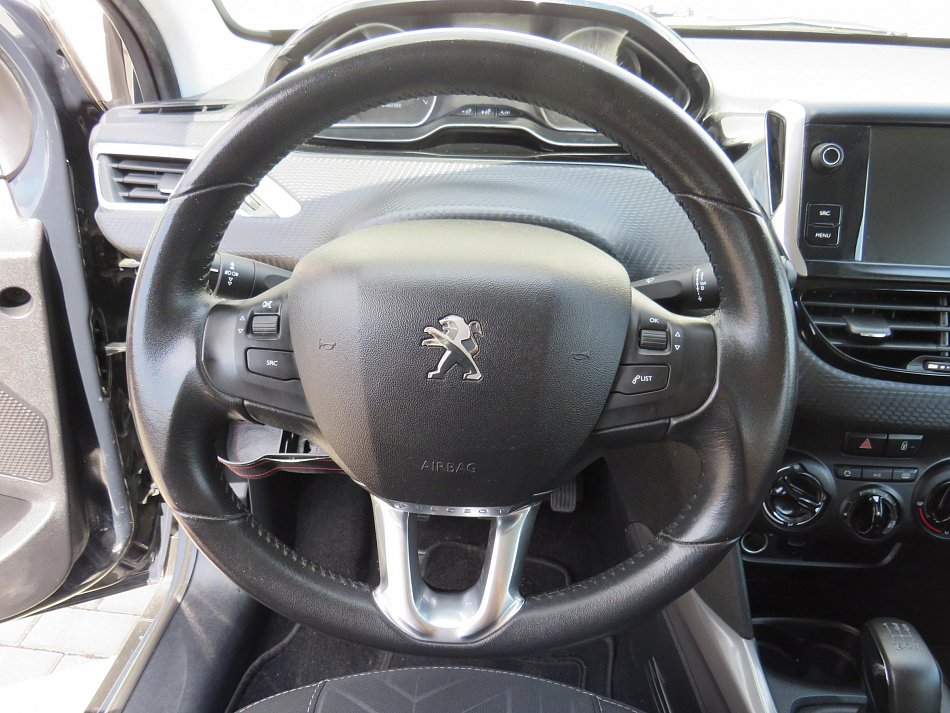 Peugeot 2008 1.2 PT 