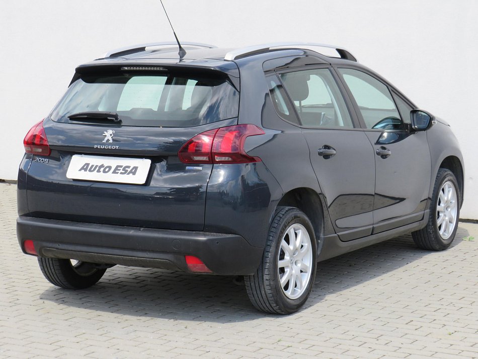 Peugeot 2008 1.2 PT 