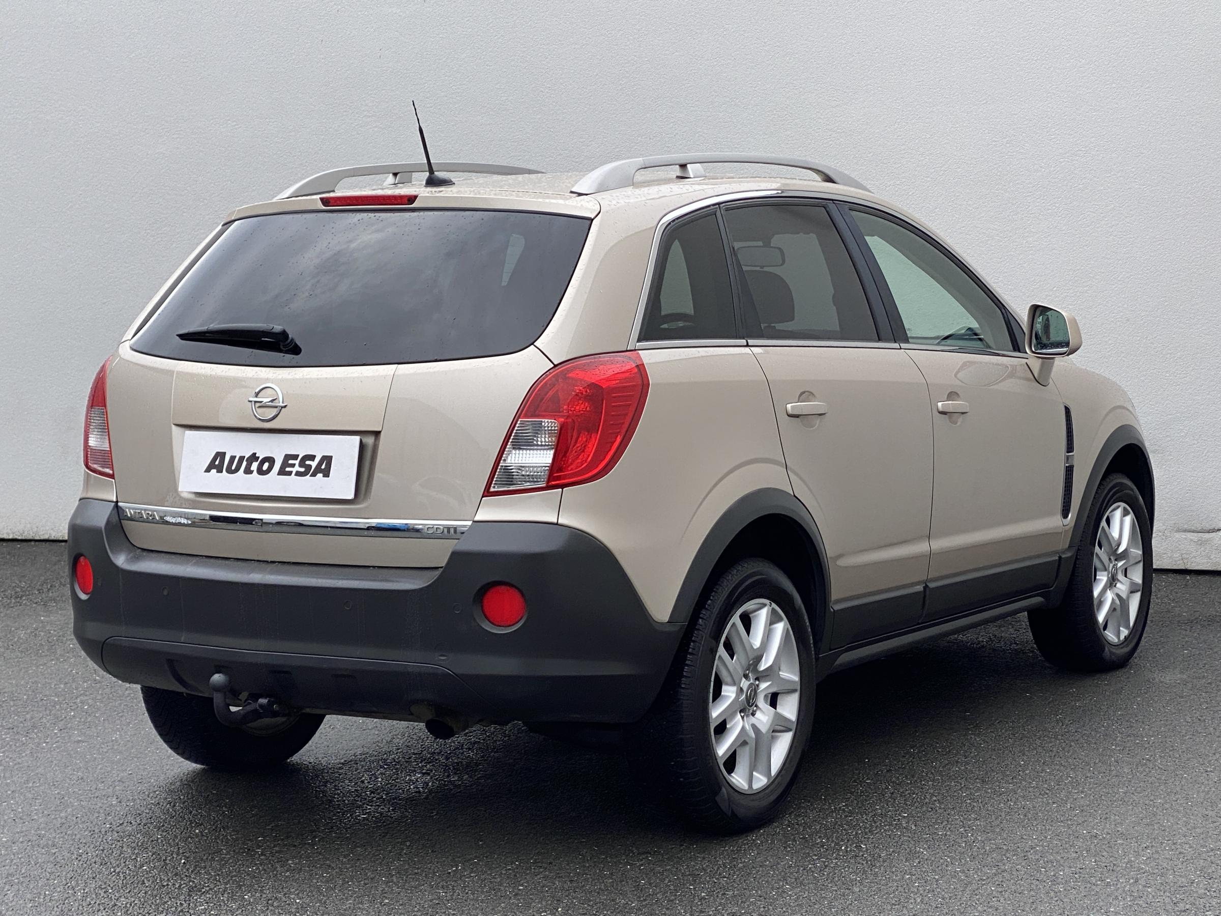 Opel Antara, 2013 - pohled č. 4