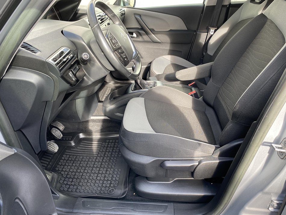 Citroën C4 Picasso 2.0 HDi  7míst