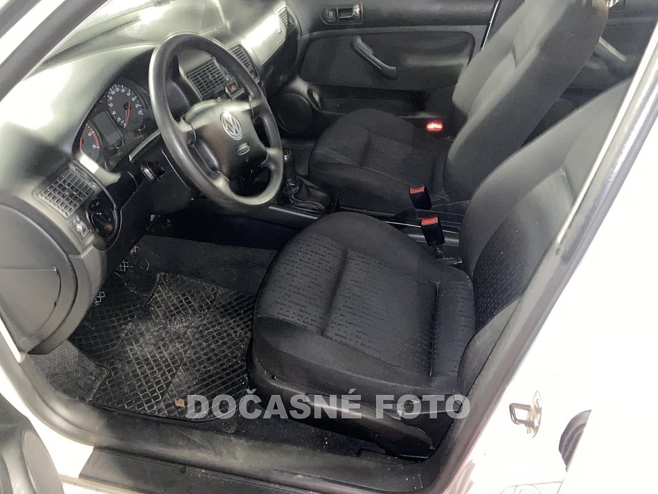 Volkswagen Golf 1.4 