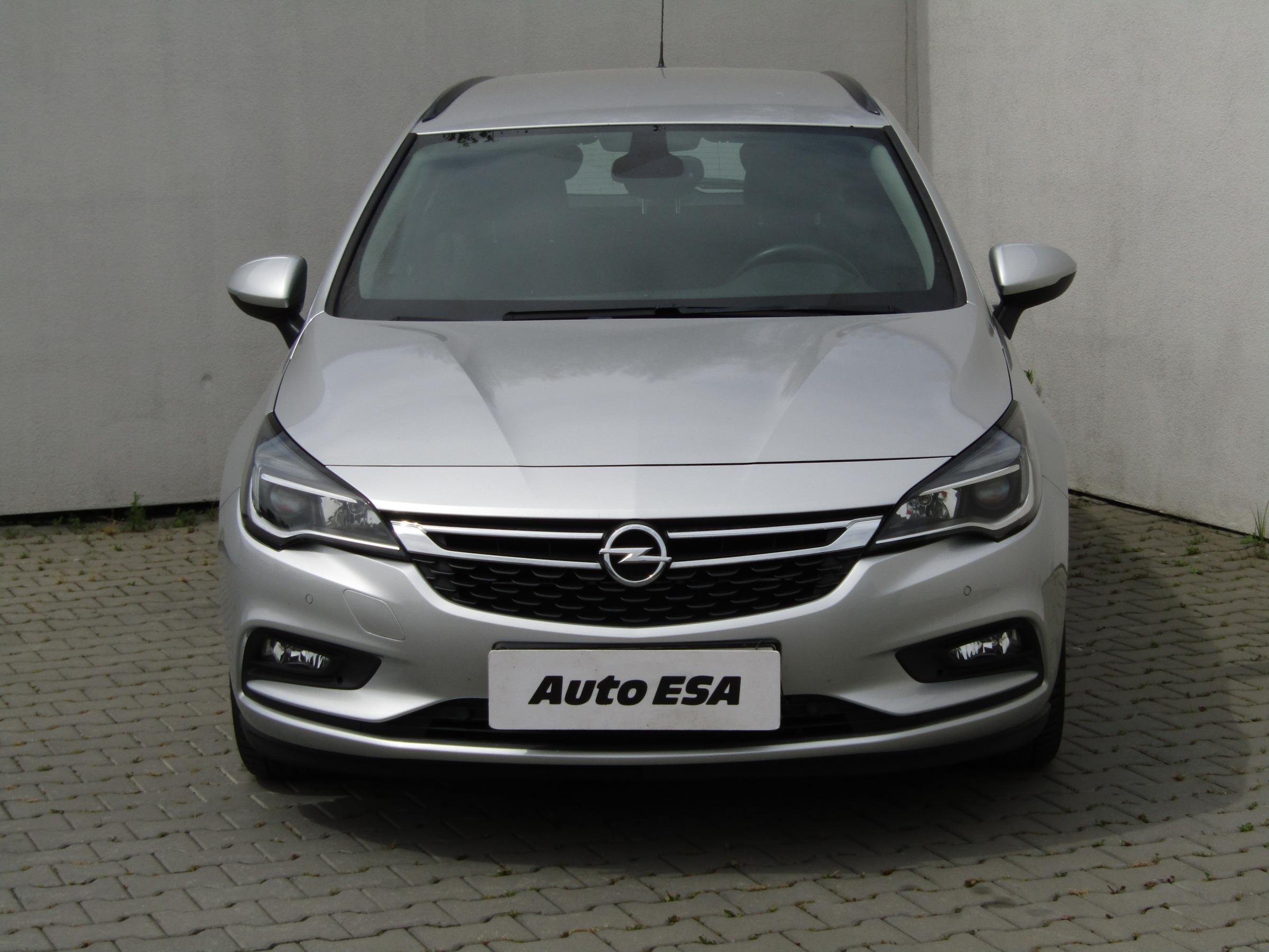 Opel Astra, 2019 - pohled č. 2