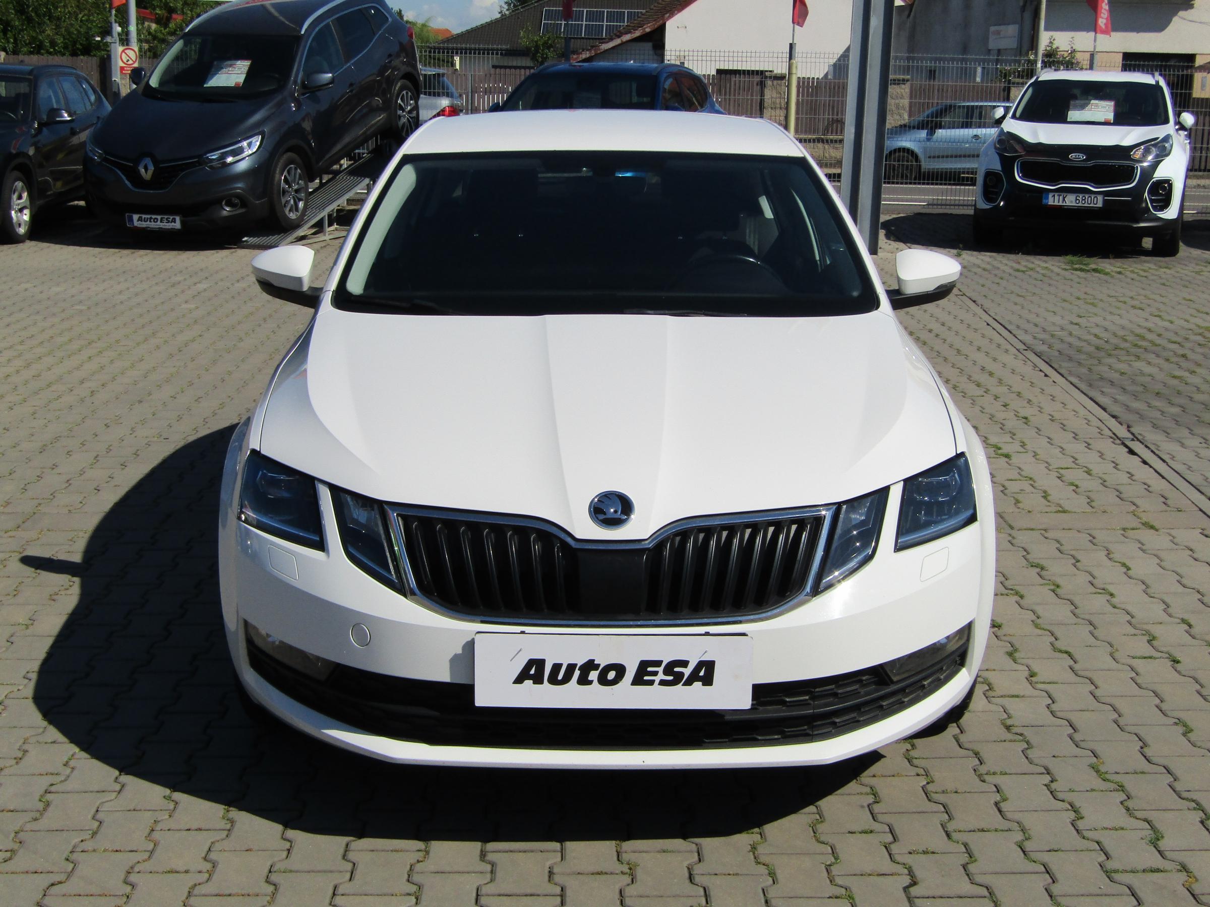 Škoda Octavia III, 2017 - pohled č. 2