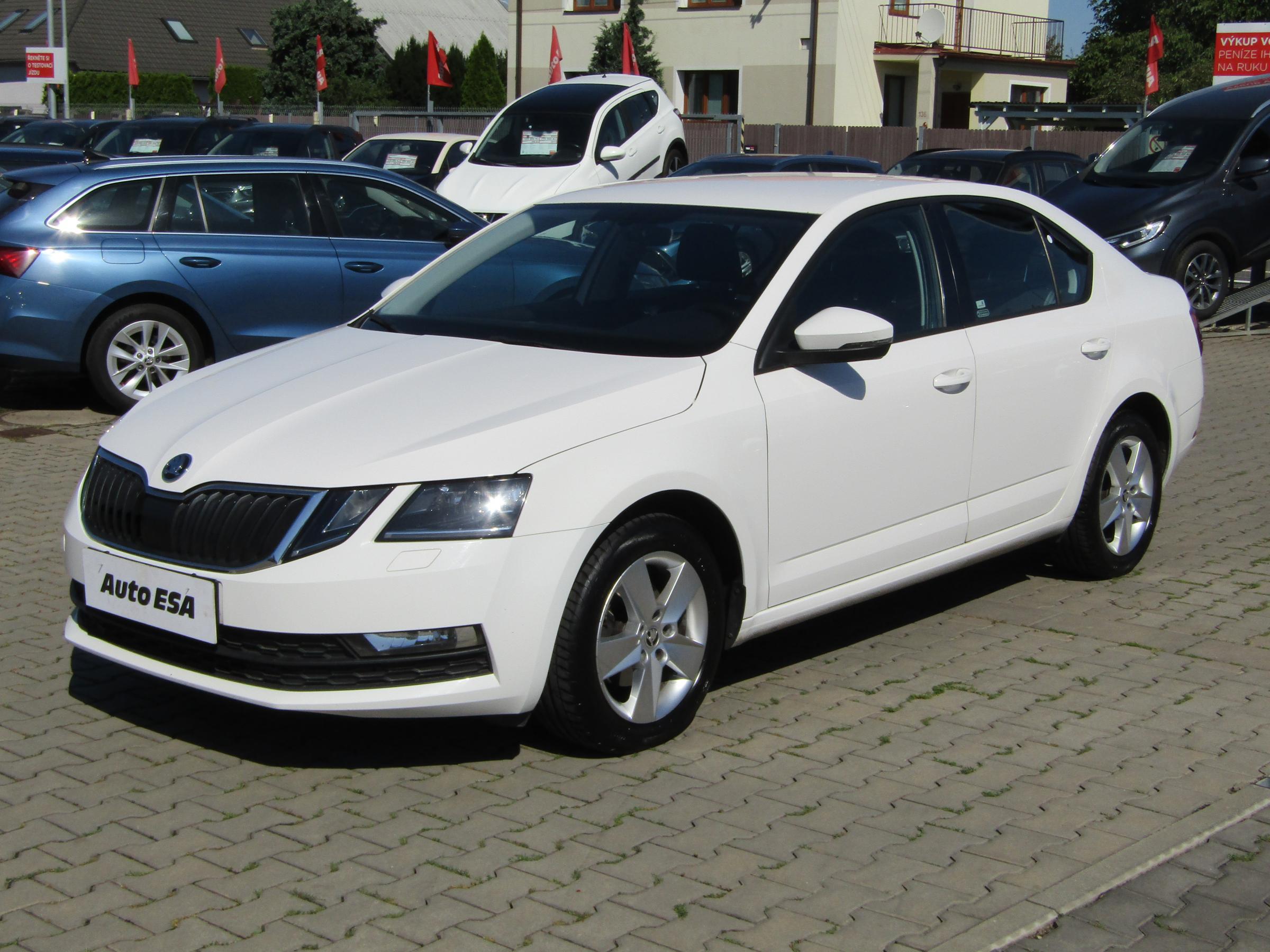 Škoda Octavia III, 2017 - pohled č. 3