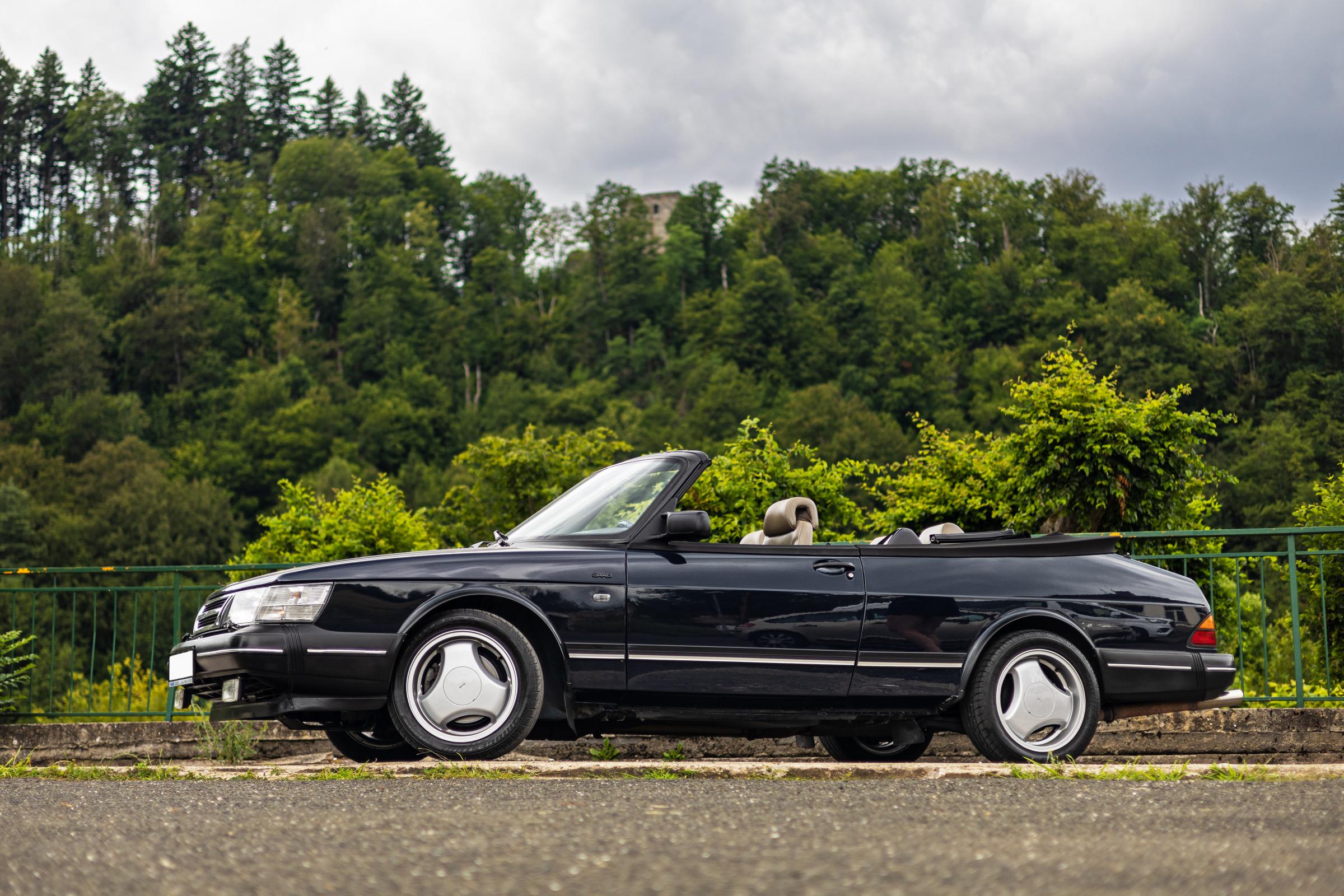 Saab 900, 1995 - pohled č. 3