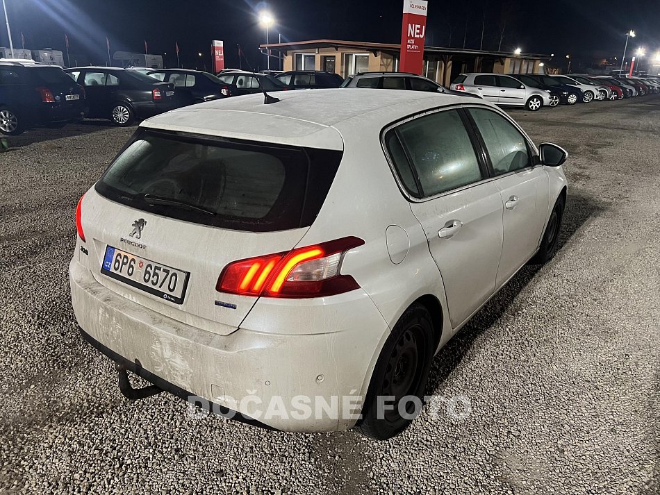 Peugeot 308 1.6 HDi 