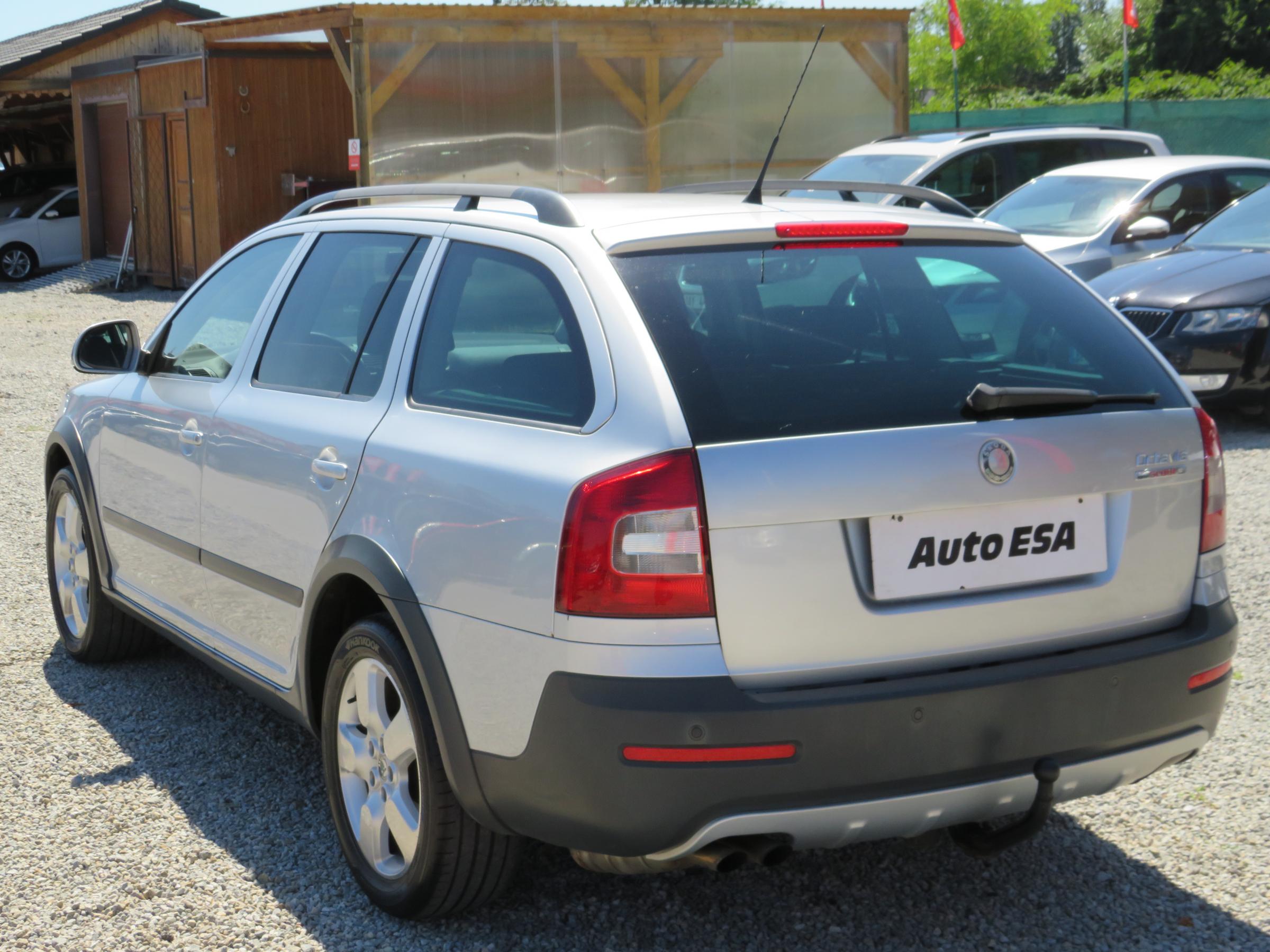 Škoda Octavia II, 2009 - pohled č. 6