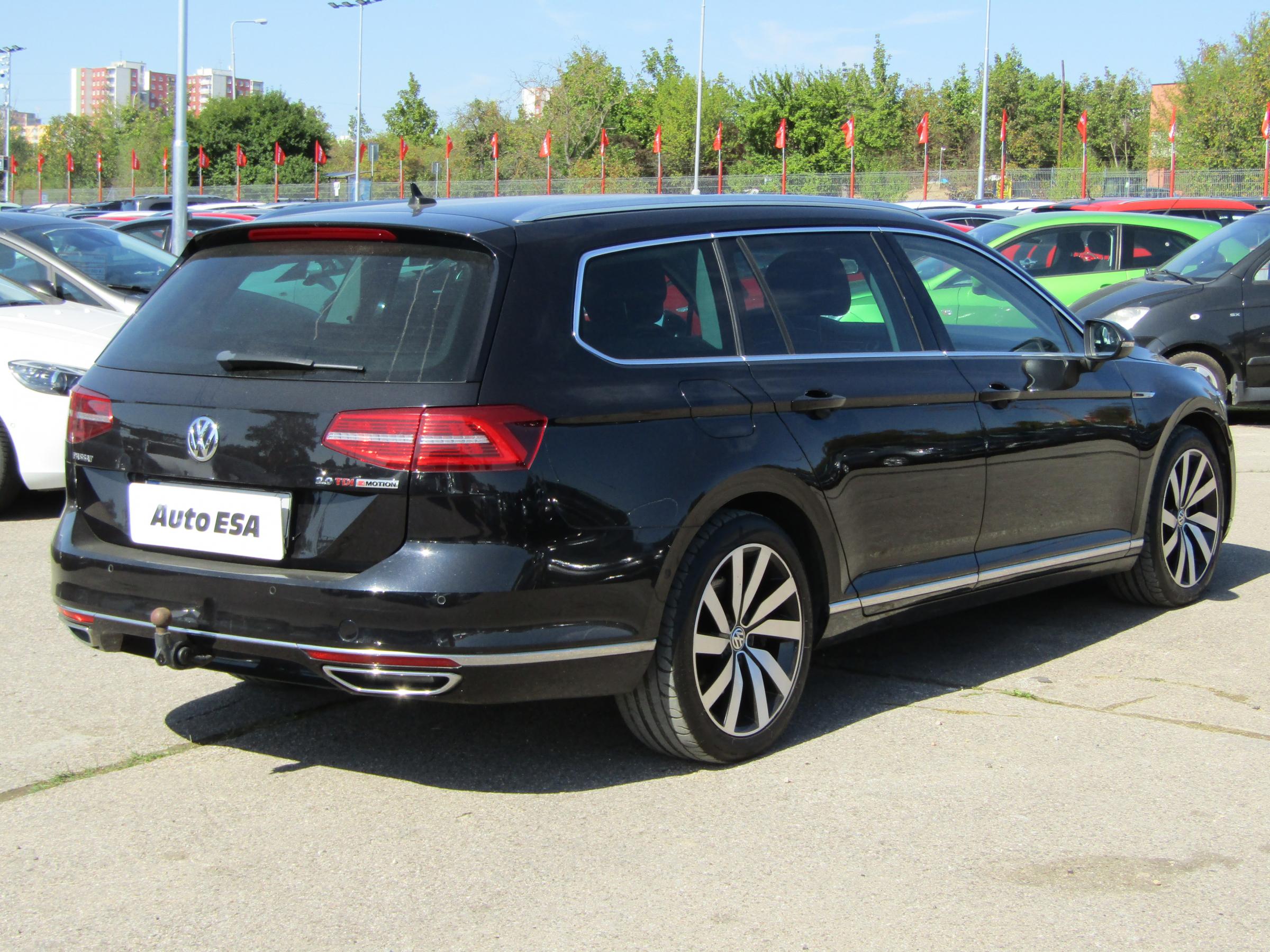 Volkswagen Passat, 2015 - pohled č. 4