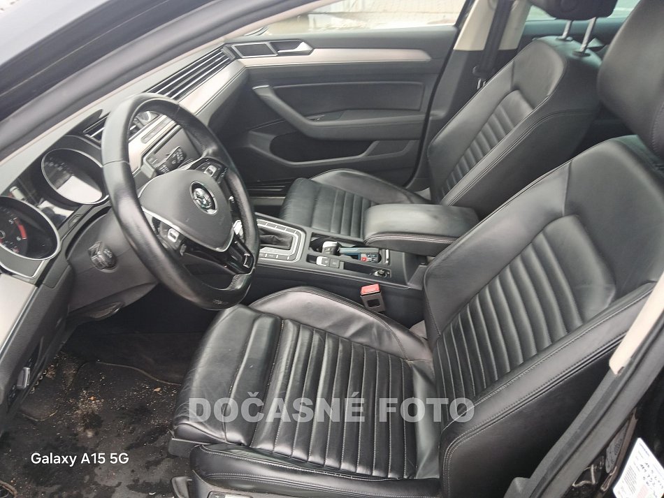 Volkswagen Passat 2.0TDi Highline