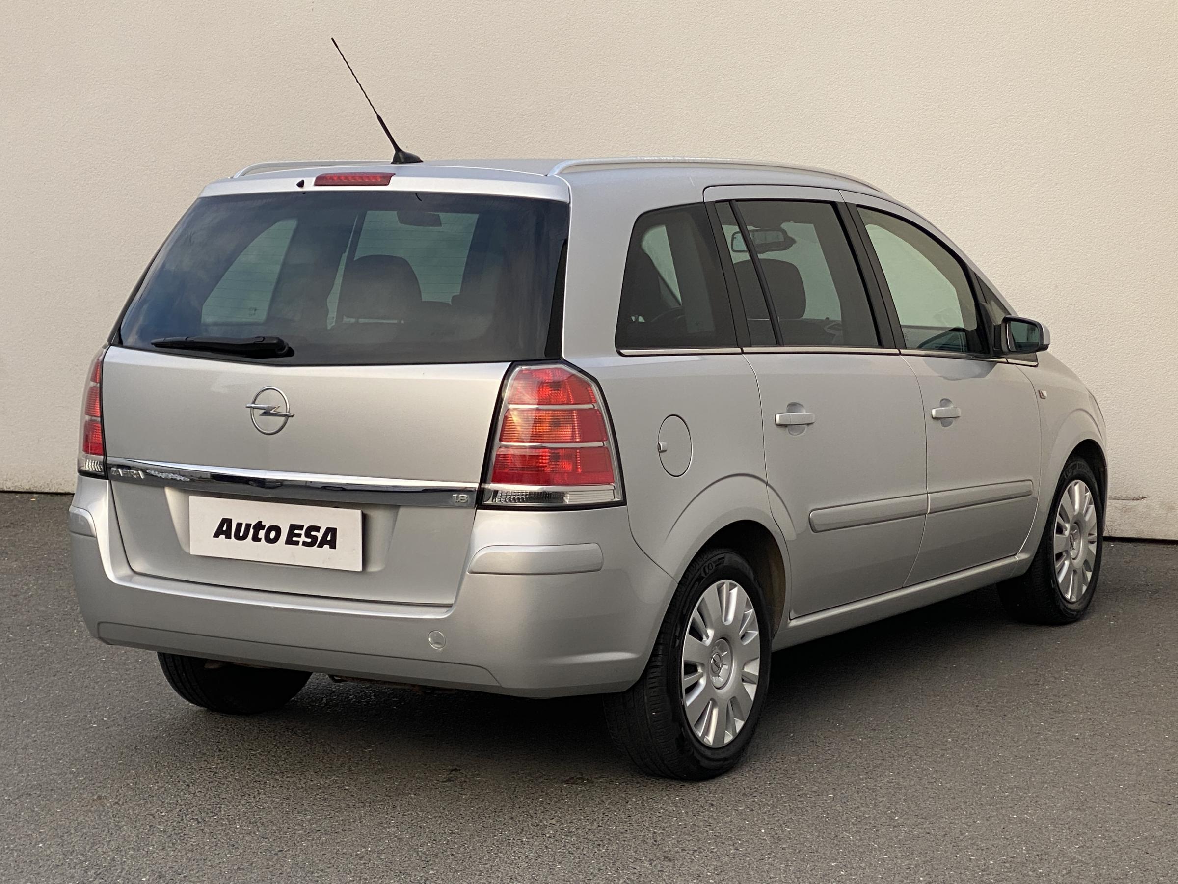 Opel Zafira, 2008 - pohled č. 4