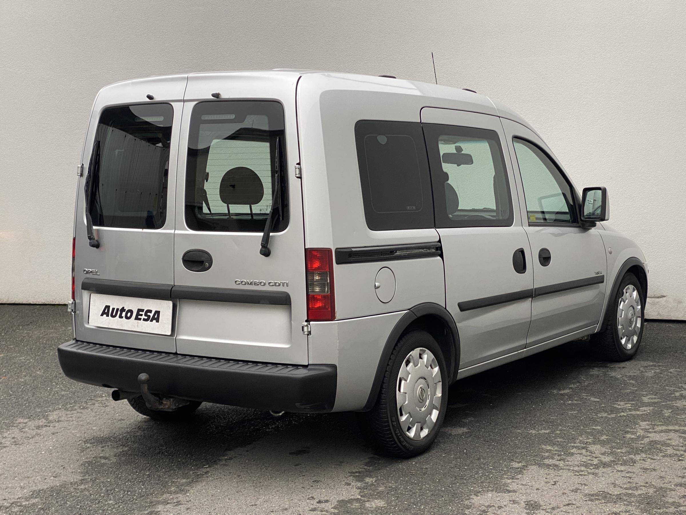 Opel Combo, 2006 - pohled č. 4