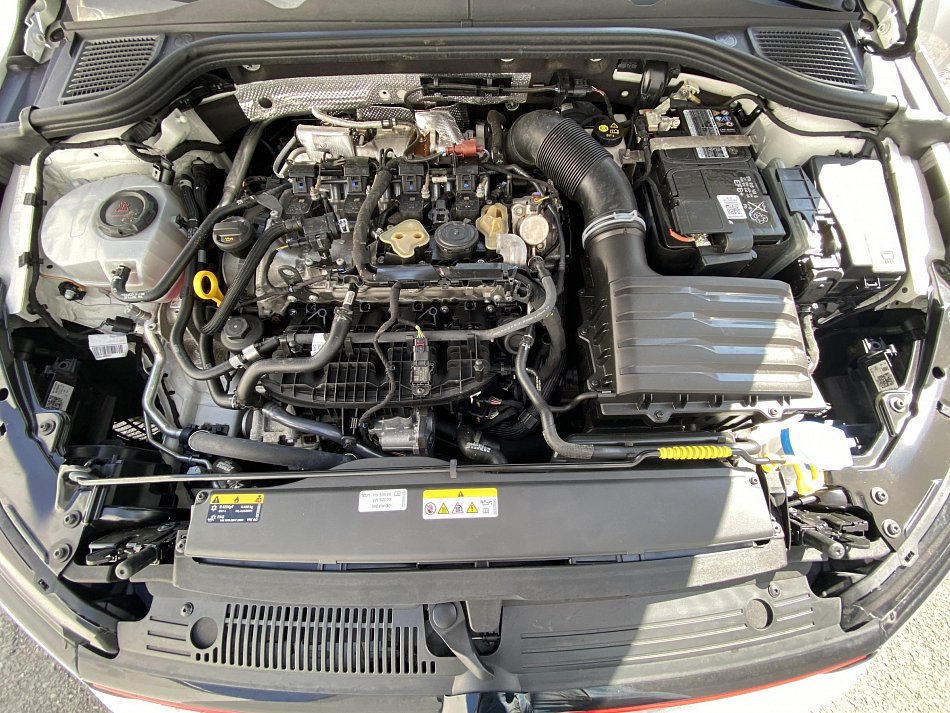 Volkswagen Golf 2.0TFSi 