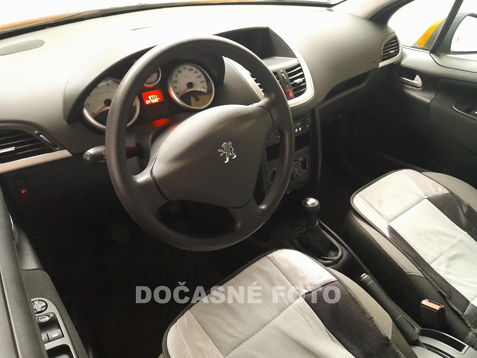 Peugeot 207 1.4i 