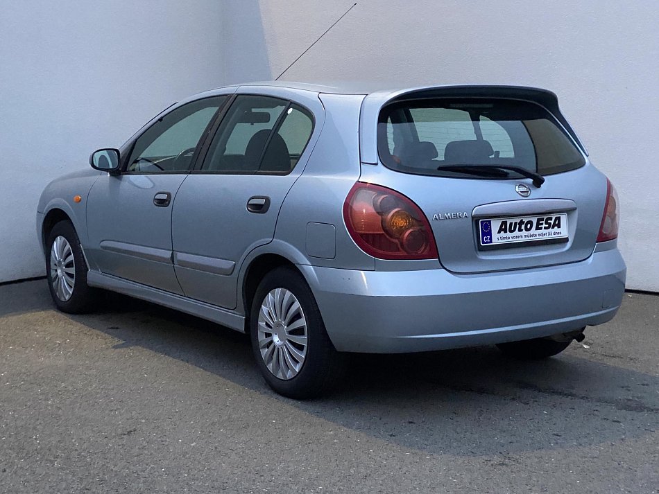 Nissan Almera 1.5i 