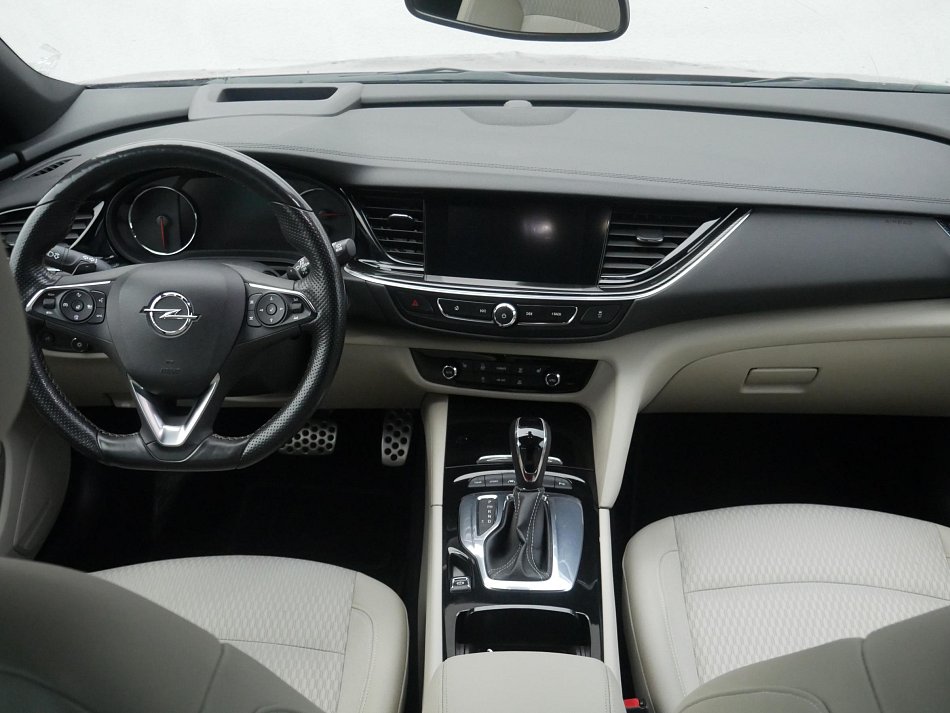 Opel Insignia 2.0 CDTi Country Tourer