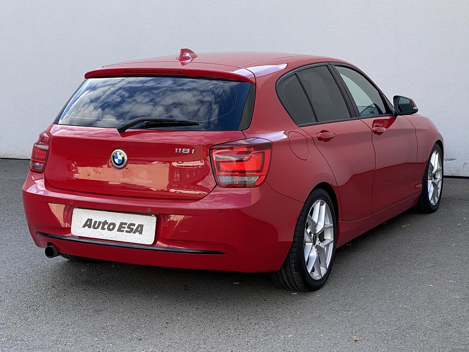 BMW Řada 1 1.6i  118i