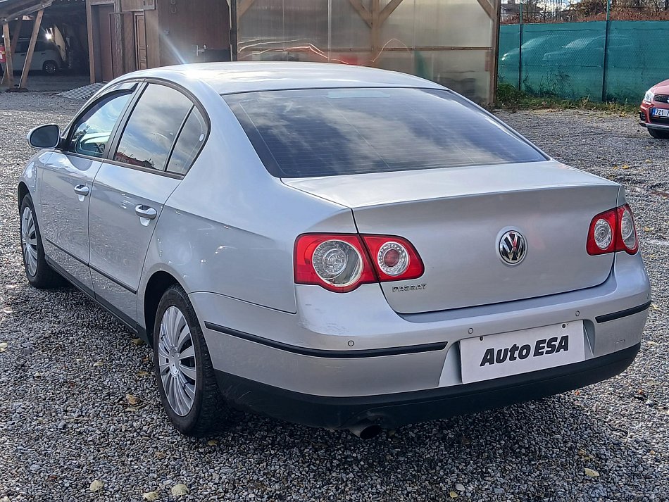 Volkswagen Passat 1.6i 