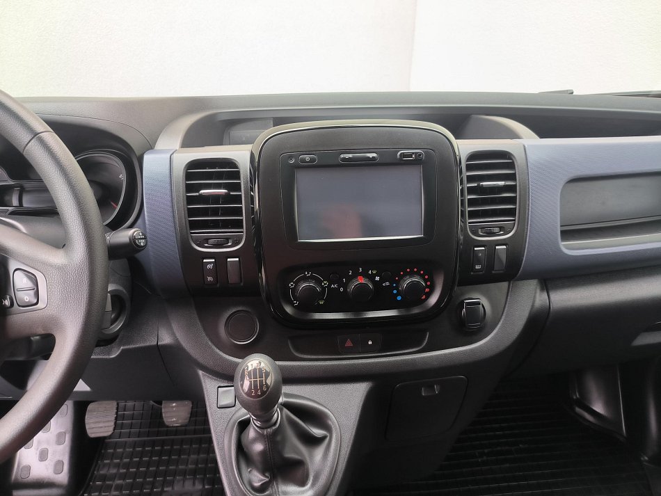 Opel Vivaro 1.6CDTi  DÍLNA