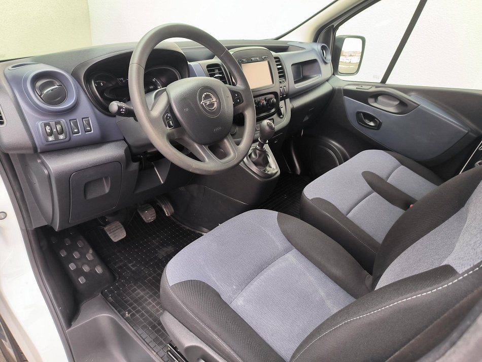 Opel Vivaro 1.6CDTi  DÍLNA