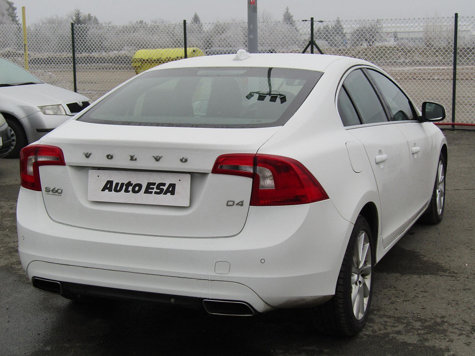 Volvo S60 2.0 D4 