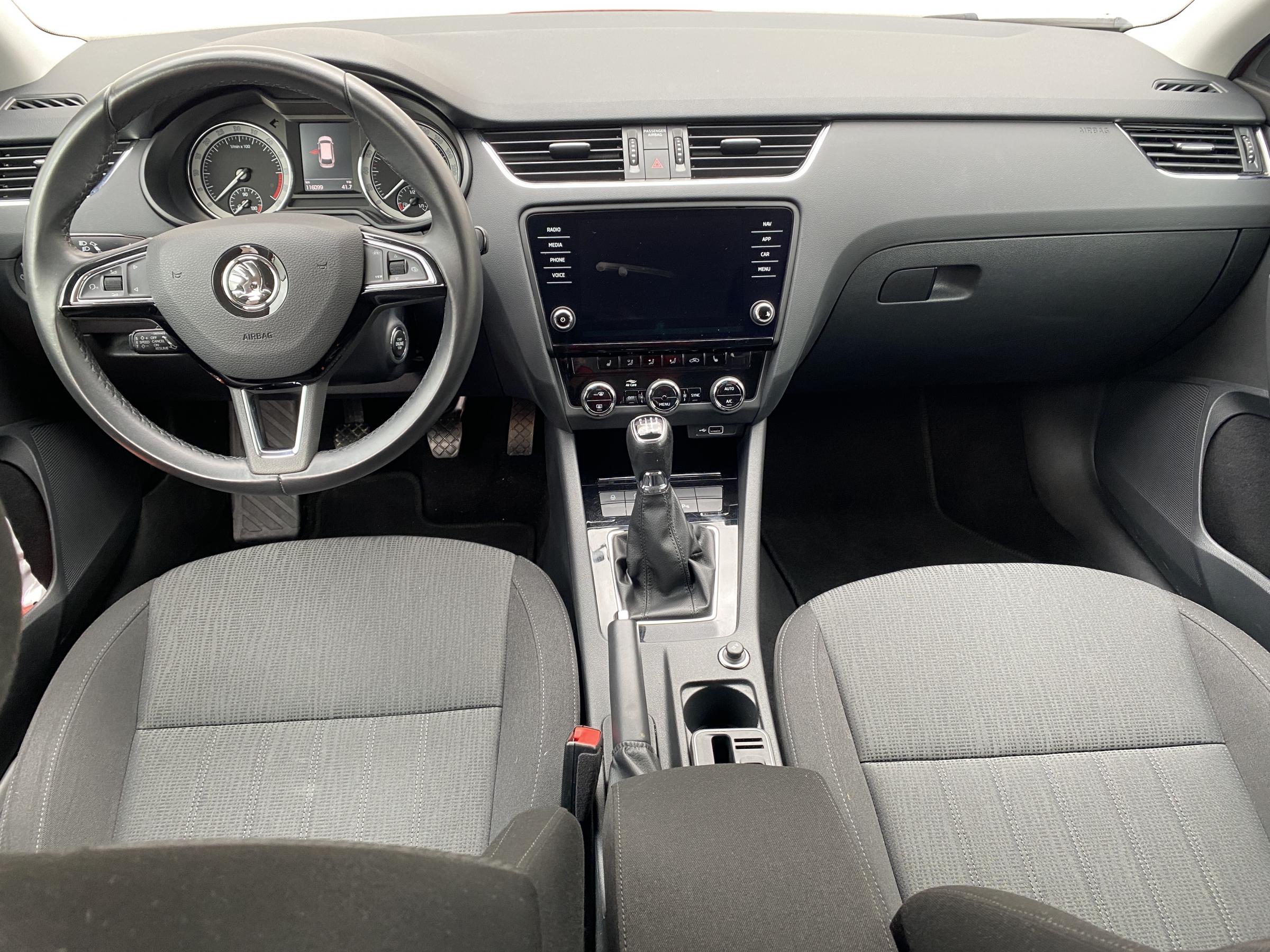 Škoda Octavia III, 2019 - pohled č. 9